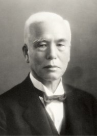 服部金太郎