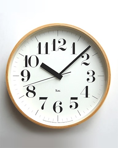 The photo of Riki Clock
