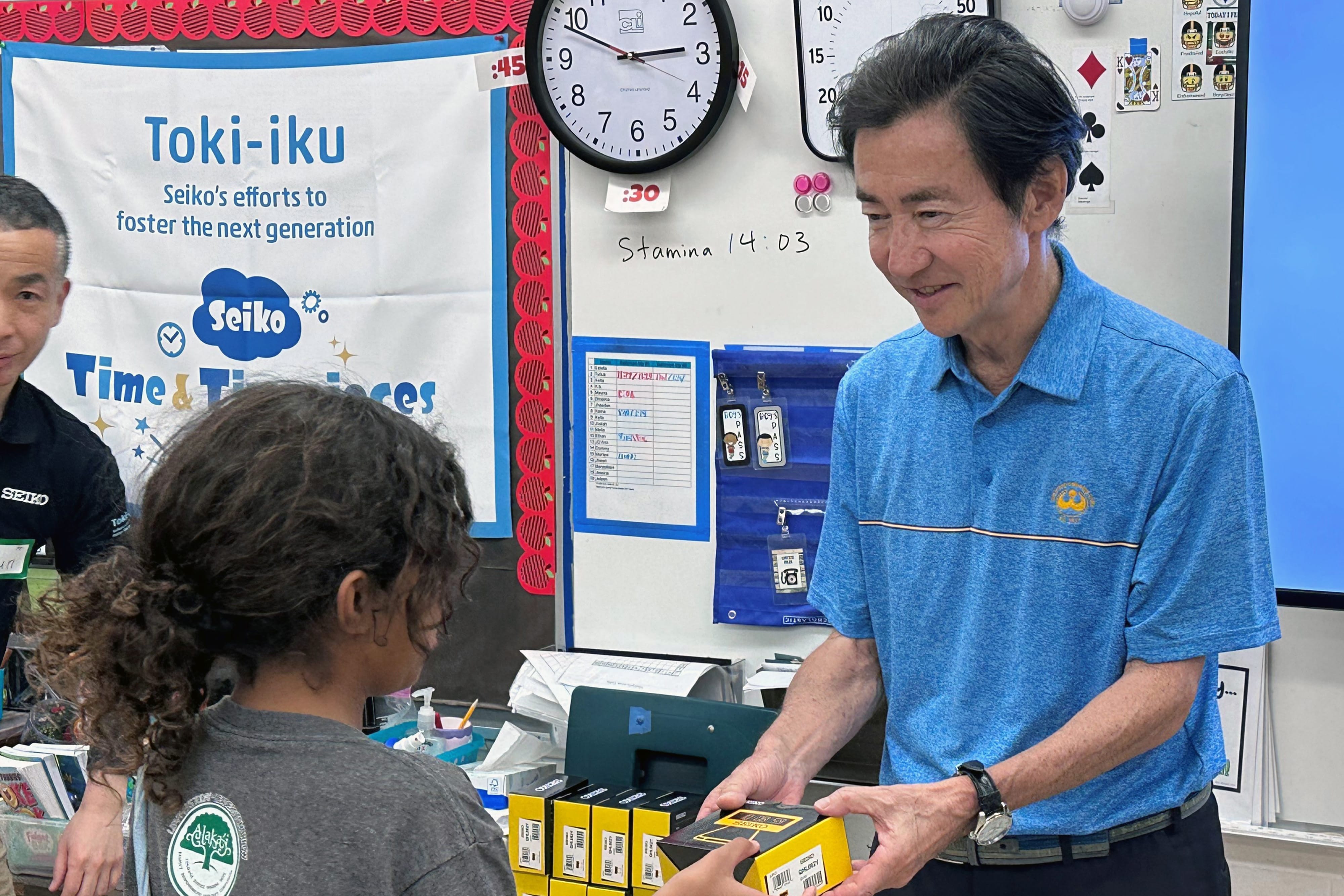 Foto de uma oficina do programa Seiko Time & Timepieces School em Honolulu