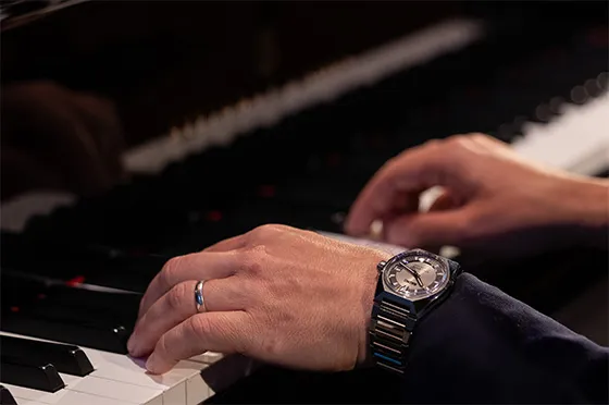 Photo of Dan Nimmer wearing a VANAC watch