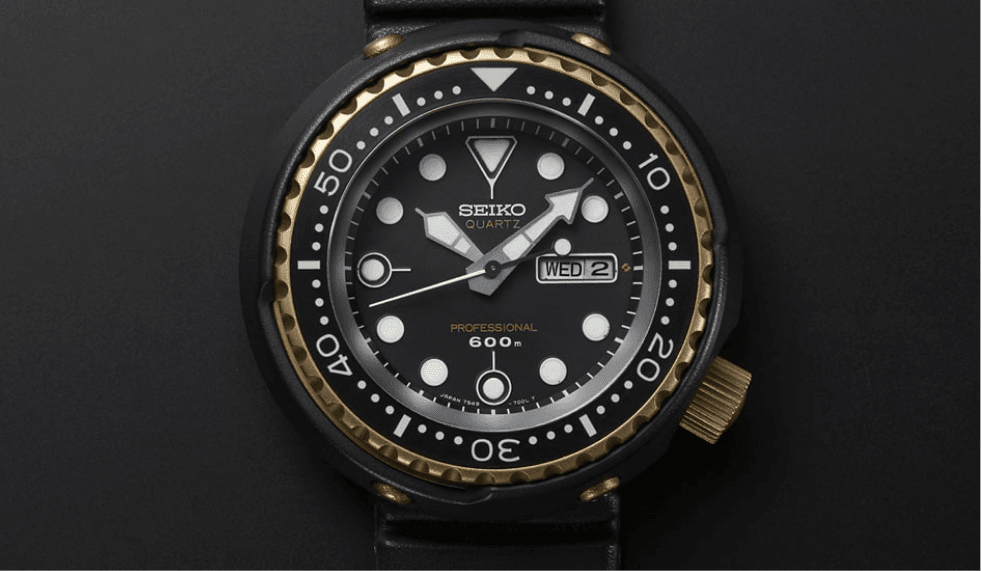 Photo of the world’s first saturation diving watch featuring a quartz movement.