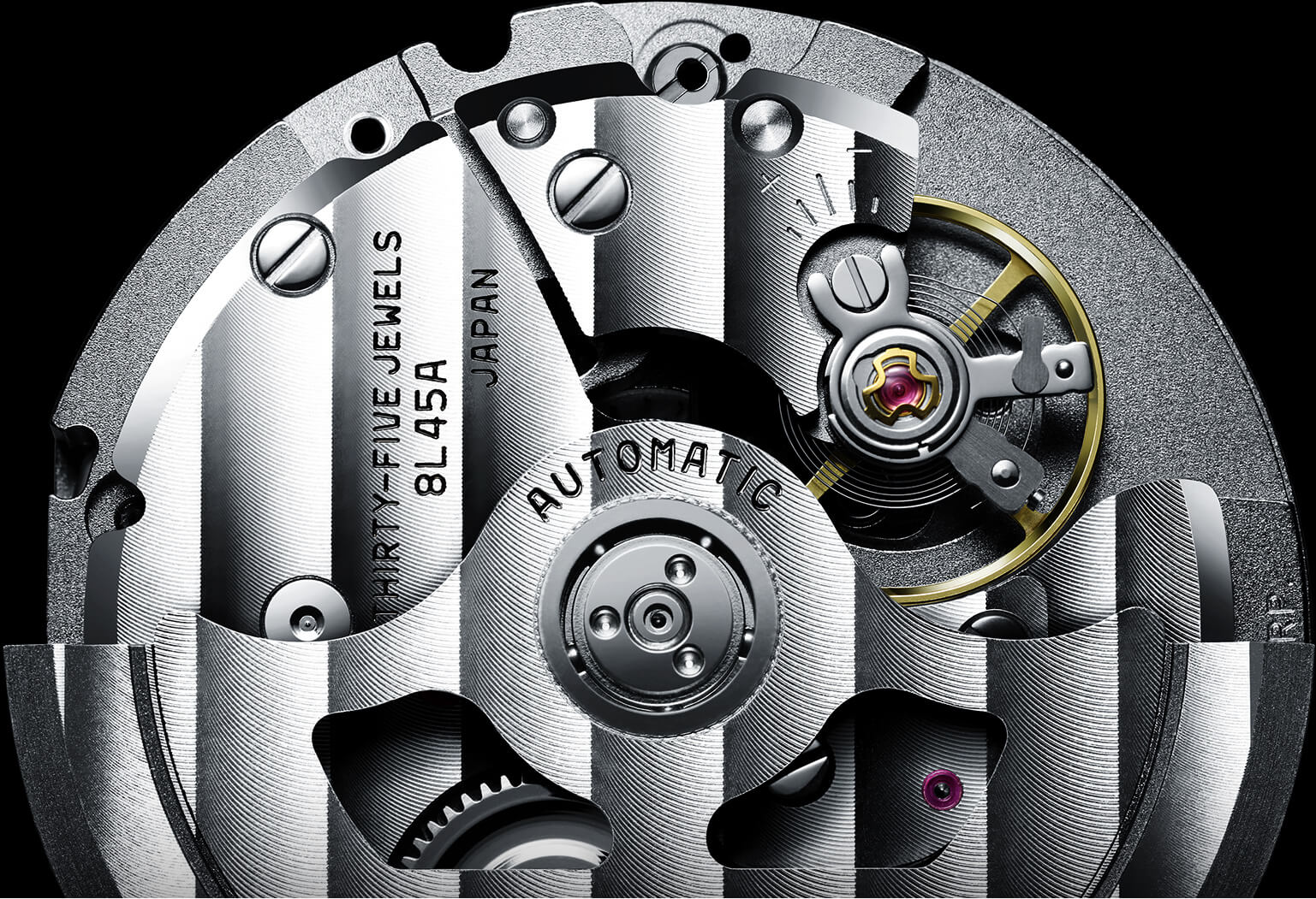 Foto Caliber 8L45