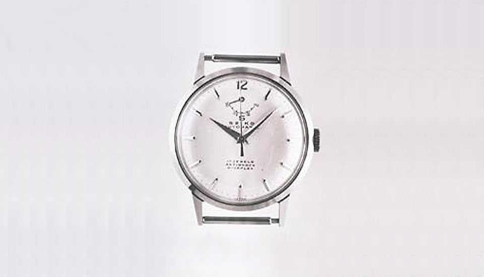 国産初の自動巻腕時計「オートマチック」発売。