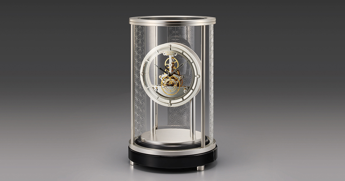 デコールセイコー＞より、 江戸切子の端正な文様とスケルトン