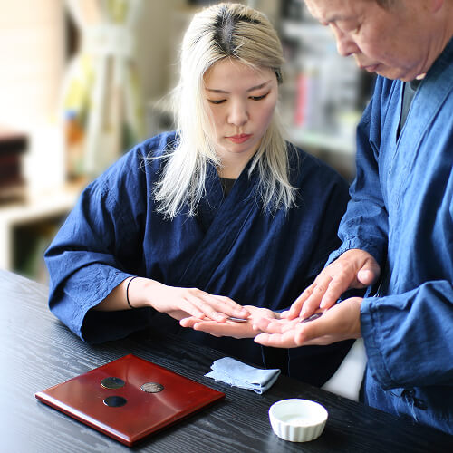 越前漆職人、越前漆芸家　辻さん親子の画像