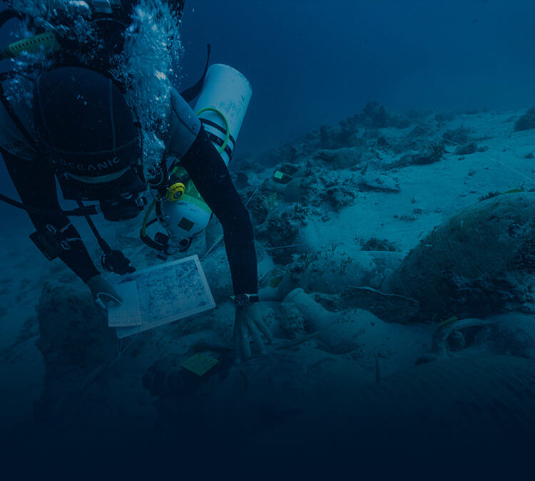 写真：Save the Ocean 水中考古学研究支援