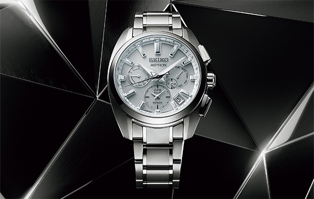 A new titanium series for Astron GPS Solar with our most advanced