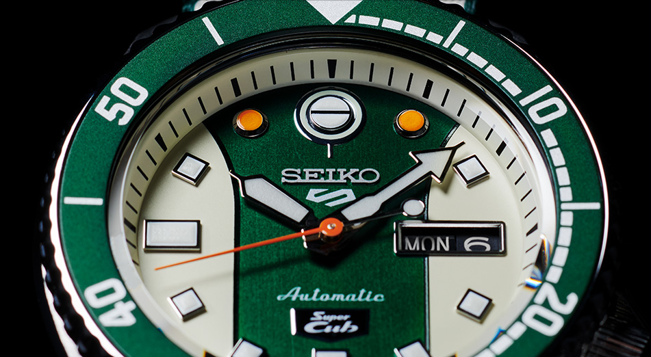 Photo of SRPJ49 Seiko 5 Sports Dial & Index