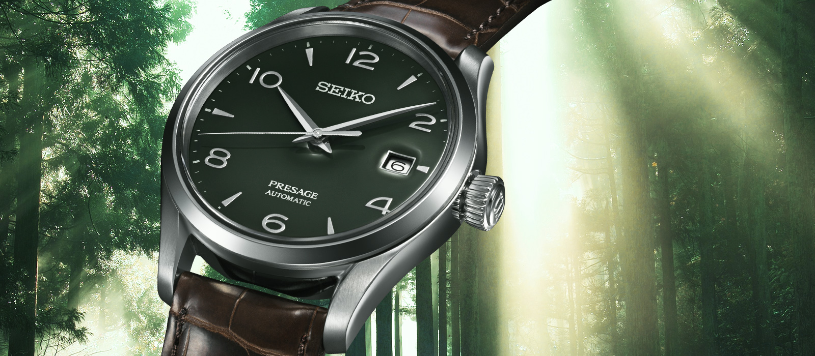 The image of green enamel dial