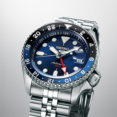 Seiko 5 Sports SKX Design GMT: relógio automático azul SSK003K1.