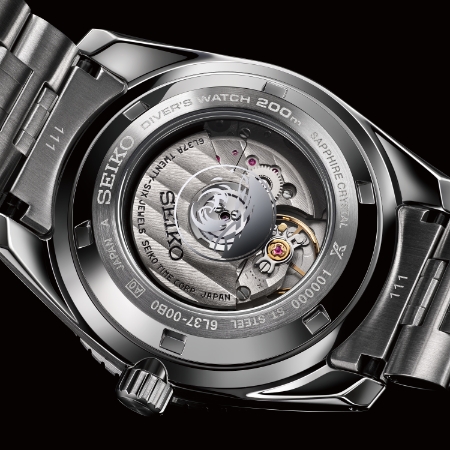 Prospex Marinemaster: o primeiro relógio de mergulho Prospex com tampa transparente.