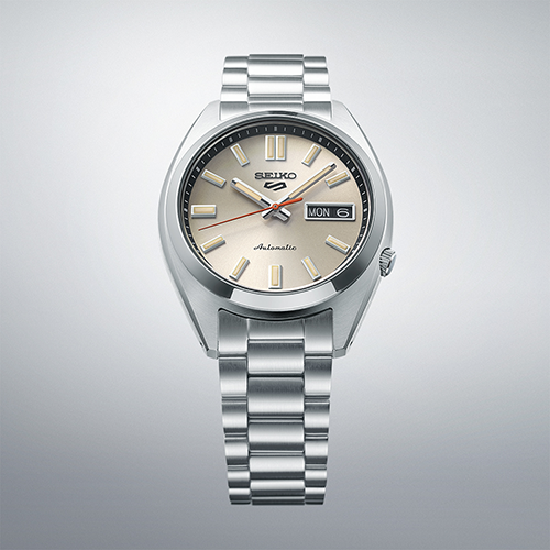 Bracelete do relógio Seiko 5 Sports SRPK91, série "SNXS", versão com mostrador marfim.