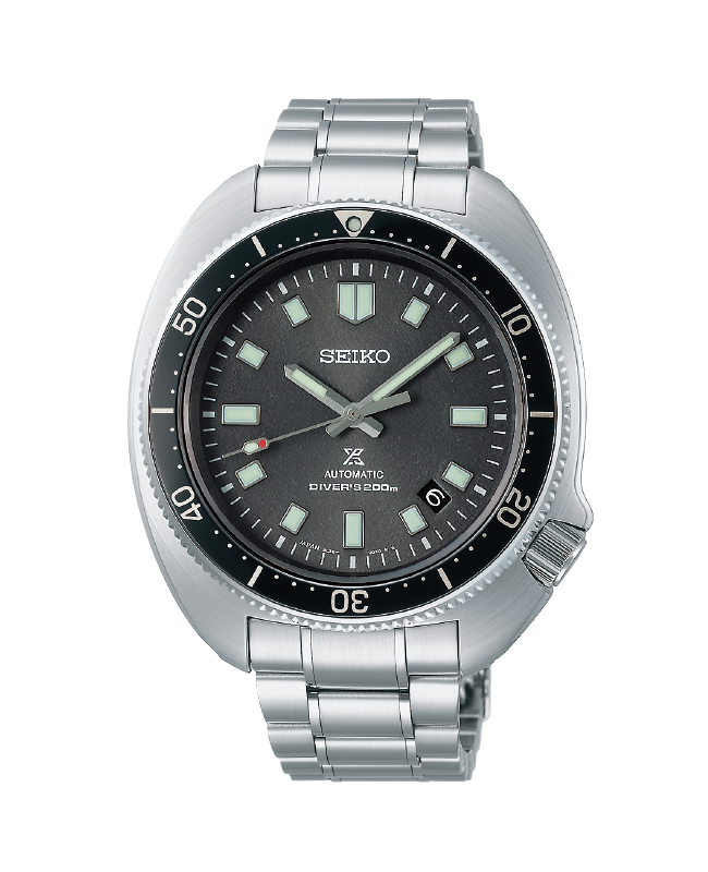 Relógio de mergulho Seiko Prospex SLA051J1 em aço com mostrador cinza-carvão e bisel preto, equipado com o Calibre 8L35. Reinterpretação Moderna do Diver's de 1970.