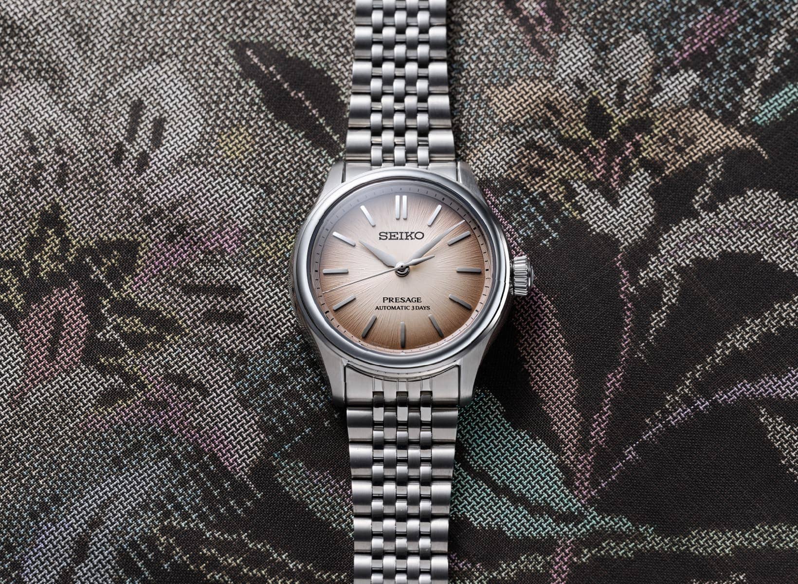 Foto do relógio automático Seiko Presage Classic SPB523