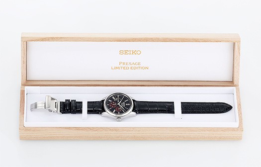 Presage, Urushi Byakudan-nuri lacquer and the moon at dawn. An inspired  combination. | Seiko Watch Corporation