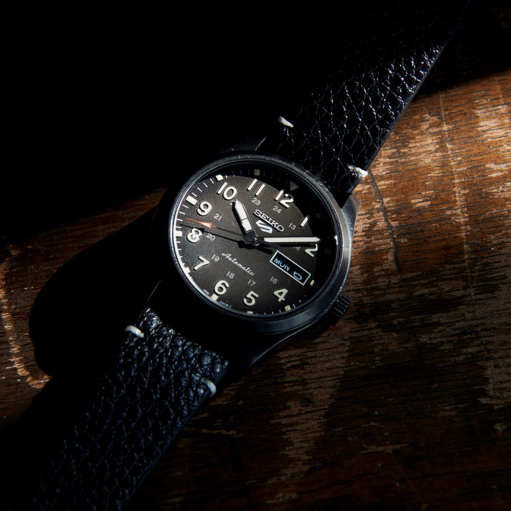 SEIKO SRPG41 5 スポーツメンズウォッチ ブラック 39.4mm ステンレススチール ブラック カジュアル、クラシッ セイコー SEIKO 腕時計 5 SPORTS 海外モデル 自動巻き(手巻